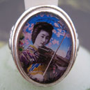 Geisha with Violin